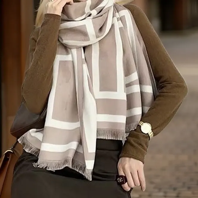 Hovedbilde Valerie Scarf Visc/Poly 185x65 White/Beige