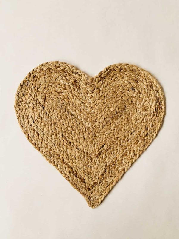 Bordbrikke hjerte 35x35 cm