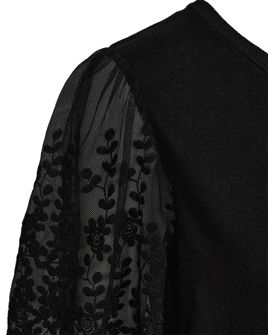 Hovedbilde FQDOTKA-PULLOVER