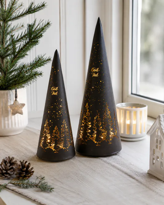 Hovedbilde Lyslykt LED God Jul tre sort kjegle 30cm